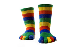 3d обои Полосатые носки с пальцами  ножки