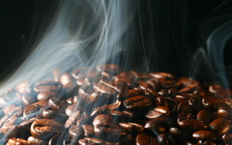 3d обои Ароматные зерна кофе  дым